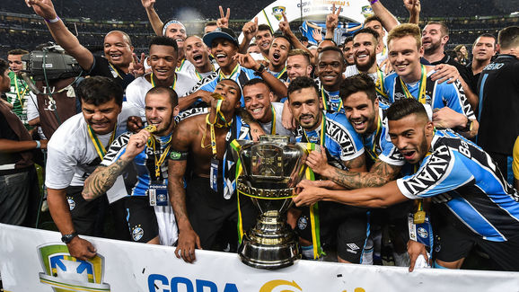 Gremio v Atletico MG - Copa do Brasil Final 2016