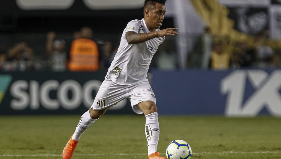 Cueva vai à Fifa, mas Santos pode 