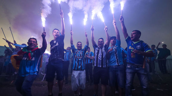 Gremio v Lanus - Copa Bridgestone Libertadores 2017 Final