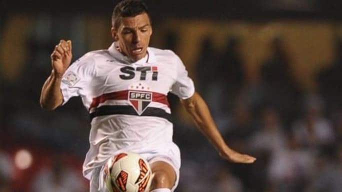 5 jogadores que deixaram o São Paulo pela porta dos fundos - 3