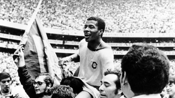 WORLD CUP-1970-BRAZIL-JAIRZINHO