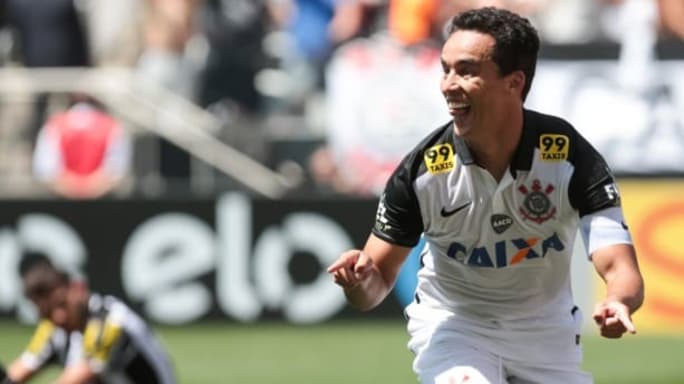 Corinthians se despedia do Pacaembu há exatos 6 anos - relembre a escalação - 10