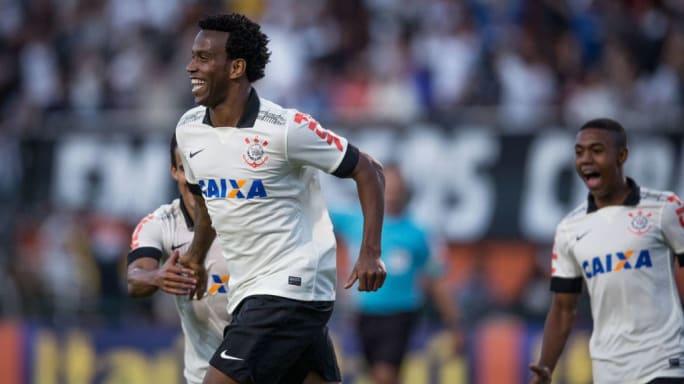 Corinthians se despedia do Pacaembu há exatos 6 anos - relembre a escalação - 5