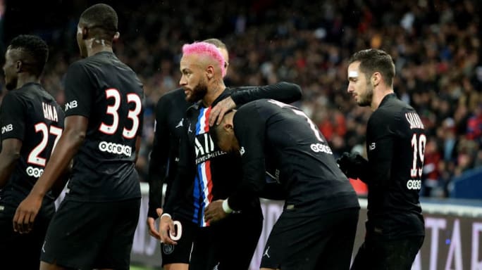 PSG é 'coroado campeão francês' apesar de temporada ter terminado prematuramente - 2