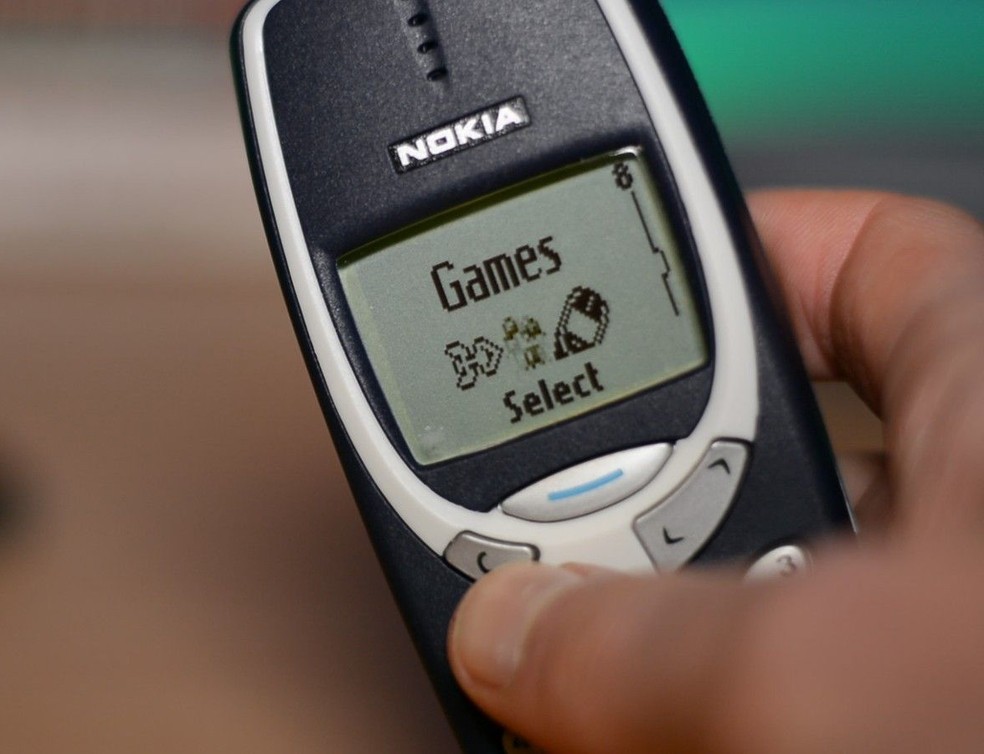Nokia Tijolao Celular / Nokia Desfaz Suspense E Confirma ...