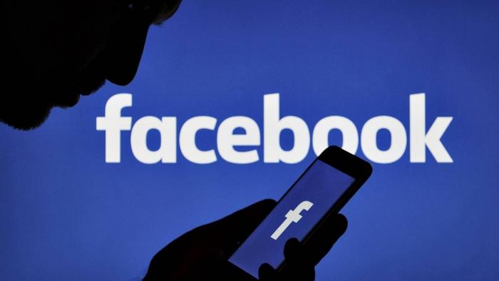 Facebook remove 6,5 mil páginas e grupos ligados a milícias dos EUA - 1