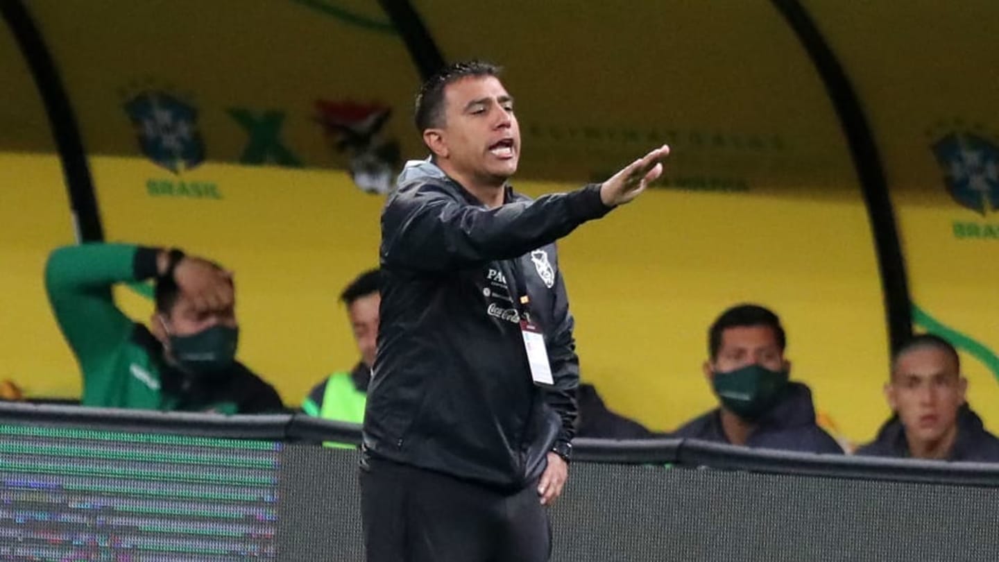 César Farías: quem é e como trabalha o técnico prestes a fechar com o Botafogo? - 1