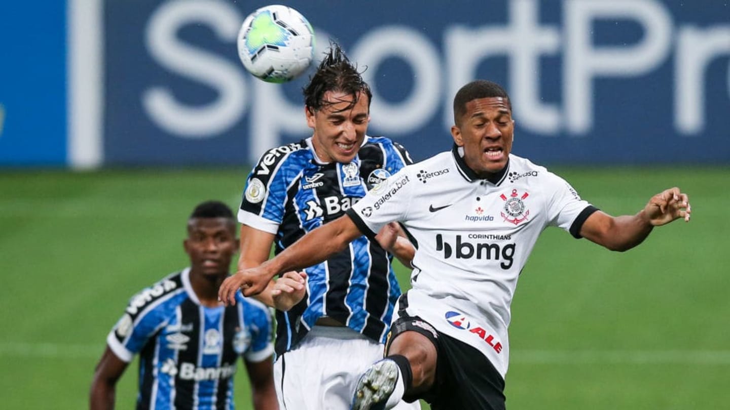 Peças principais abaixo, substituições sem efeito: o que fez o Grêmio não sair do 0 a 0 com o Corinthians - 1