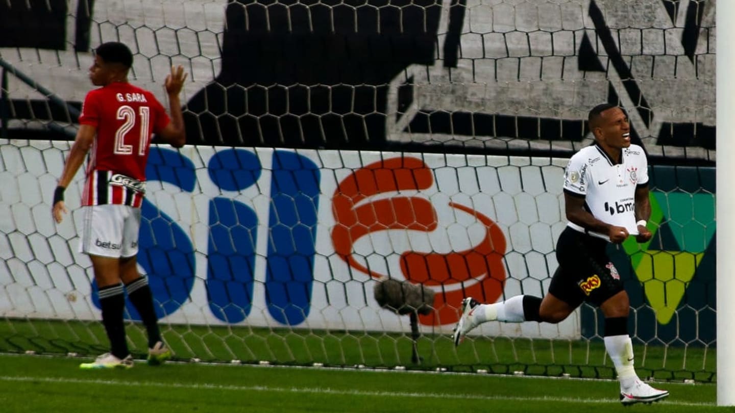 Corinthians não pretende firmar contratos longos com trio de peso de Vagner Mancini; entenda - 2