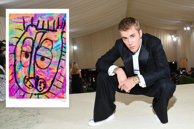 Justin Bieber se agacha nos degraus do Met Ball. Além disso, uma imagem de um desenho de gato multicolorido.