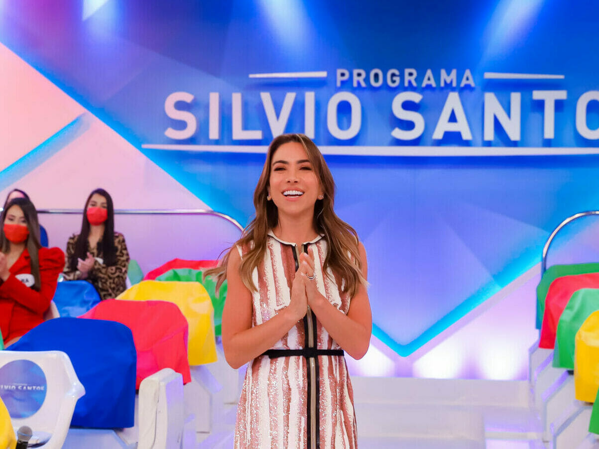 Patrícia Abravanel apresenta o Programa Silvio Santos neste domingo - 1