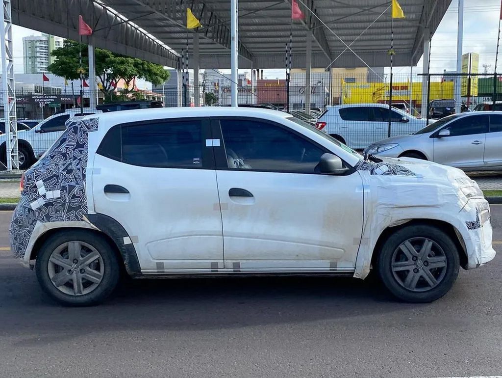 Novos Renault Kwid e Renault Oroch são flagrados no Brasil; veja fotos - 2