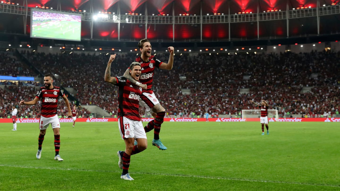 Flamengo atropela Tolima em noite iluminada de Pedro; Vidal vê triunfo do Maracanã - 1