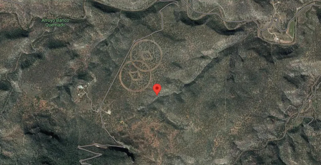 9 lugares estranhos formados por figuras bizarras no Google Maps - 7