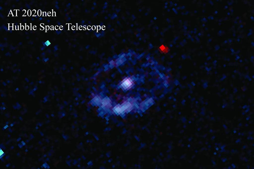 Buraco negro devora uma estrela e aparece para telescópios - 3