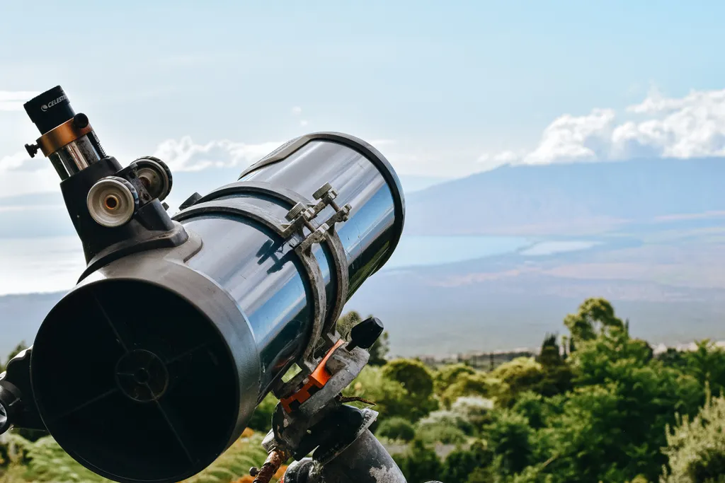 Qual a diferença entre telescópio profissional e amador? - 2