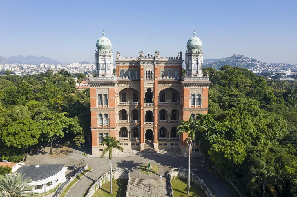 Pesquisadores de institutos ligados à Fiocruz participaram da pesquisa, que entrevistou mais de 2 mil brasileiros sobre suas crenças e descrenças na ciência (Imagem: Leonardo Oliveira/ Fiocruz Imagens)