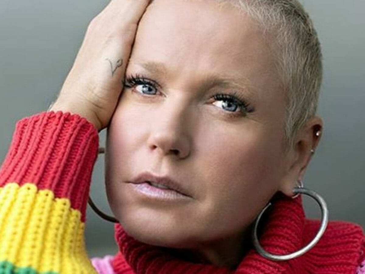 Contra procedimentos estéticos, Xuxa Meneghel realiza lipoaspiração em segredo - 4