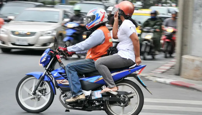 Prefeituras de São Paulo e Rio de Janeiro querem barrar Uber Moto - 2