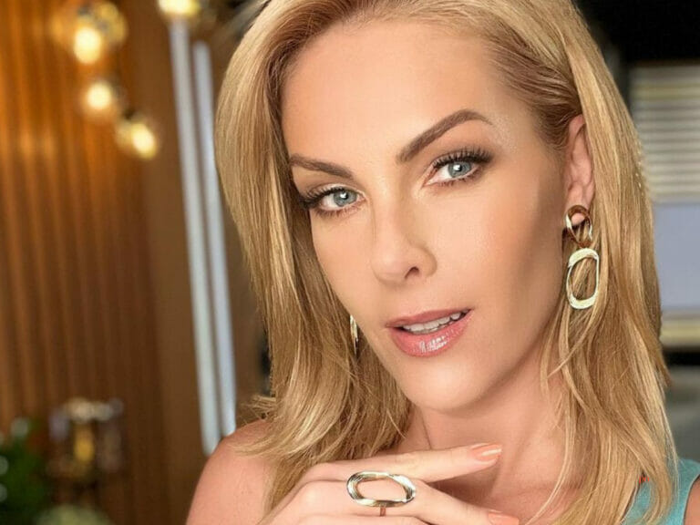 Ana Hickmann choca ao aparecer ruiva e coleciona elogios na web - 1