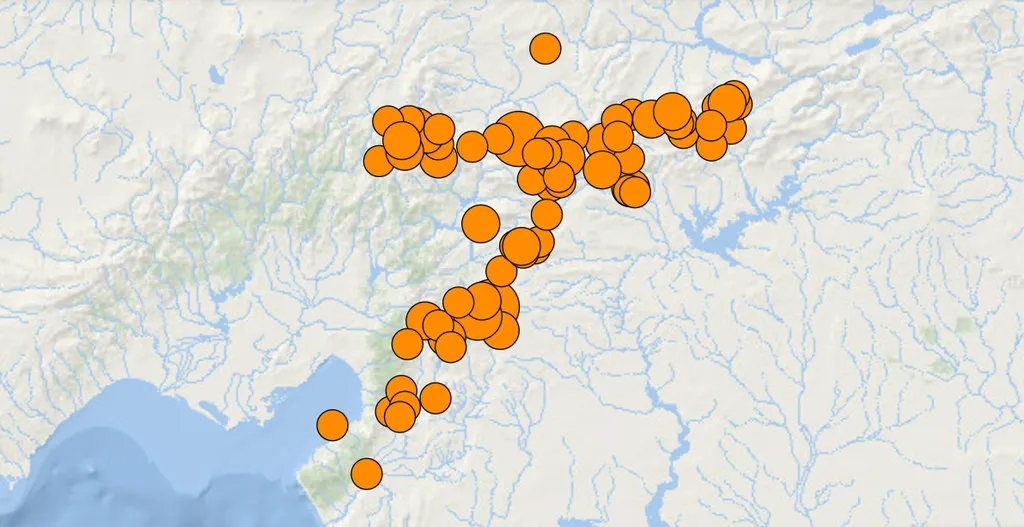 72 réplicas seguiram o primeiro terremoto na Turquia somente nas primeiras 24 horas após o evento em 6 de fevereiro de 2023. Em Nova Madrid, nos Estados Unidos, estudos indicam que réplicas de tremores do século XIX ainda acontecem (Imagem: James St. John/Wikimedia Commons)