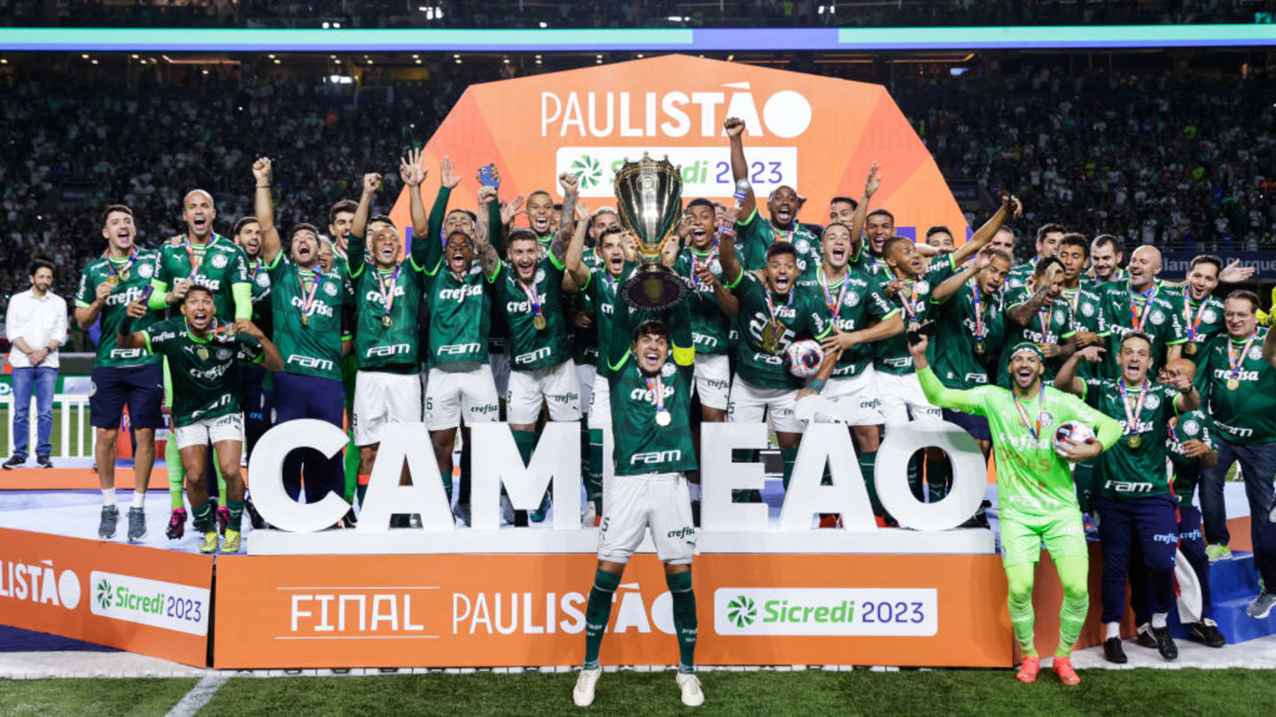 Qual era a escalação titular do Palmeiras na estreia da temporada 2023? - 2