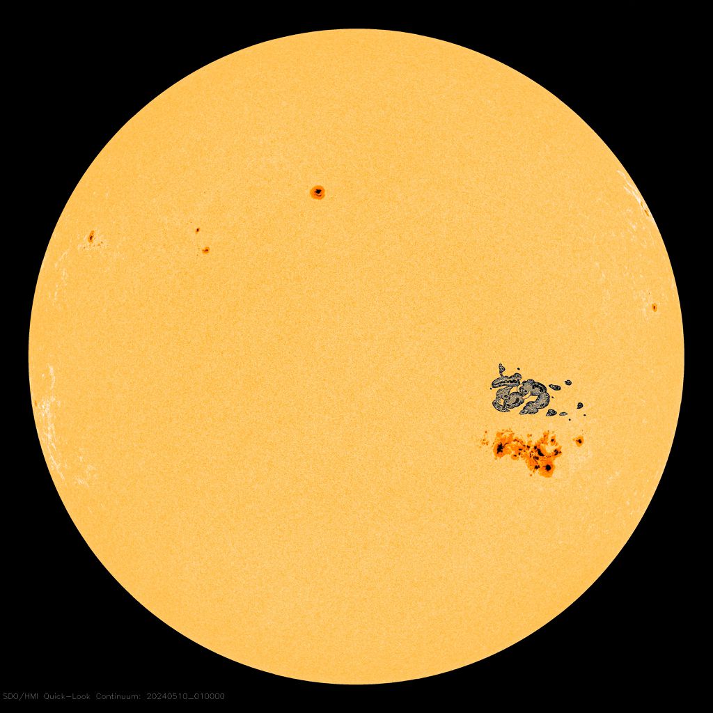 Mancha solar gigante reaparece prometendo novas explosões - 2