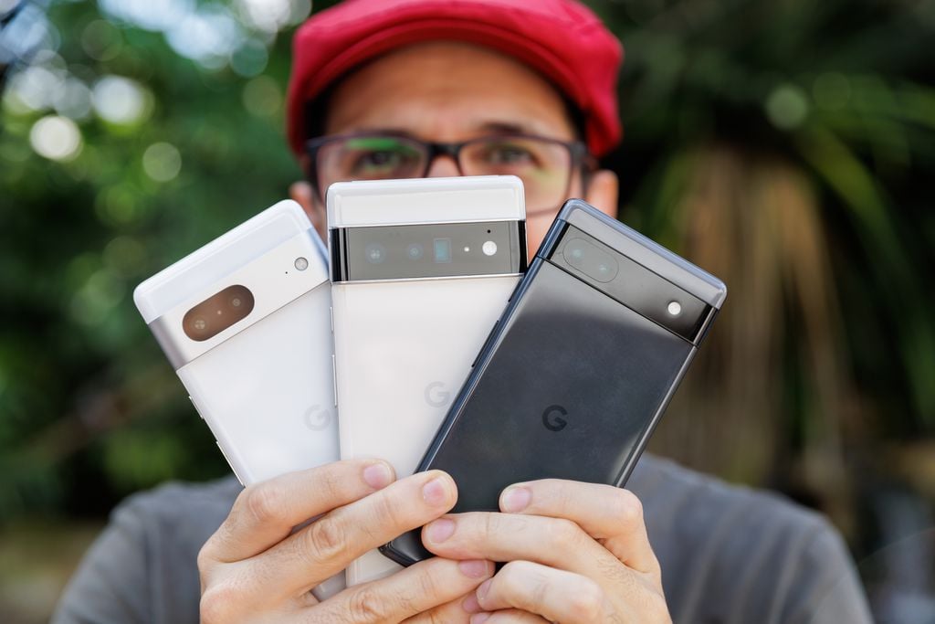 Celulares da linha Google Pixel são atualizados com mais rapidez (Imagem: Ivo Meneghel Jr/Canaltech) 