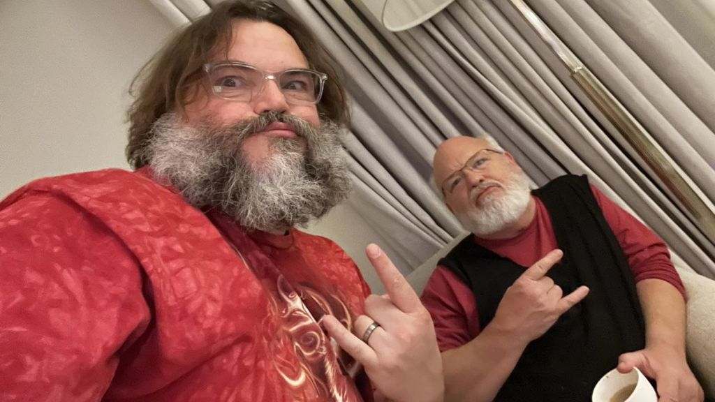 Tenacious D: Turnê de Jack Black é cancelada após piada infeliz do guitarrista - 2