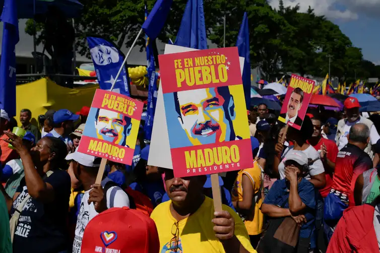 Supporters of Venezuelan President Nicolas Maduro attend a march amid the disputed presidential election, in Caracas, Venezuela August 17, 2024. Reuters/Maxwell Briceno/Proibida reprodução