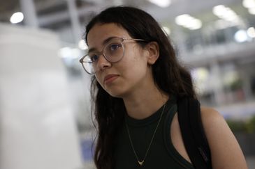 Rio de Janeiro (RJ) 19/08/2024 – A estudante Bianca Morena, aluna do IMPA Tech, curso de graduação do Instituto de Matemática Pura e Aplicada, fala sobre palestra com o matemático Artur Avila. Foto: Fernando Frazão/Agência Brasil